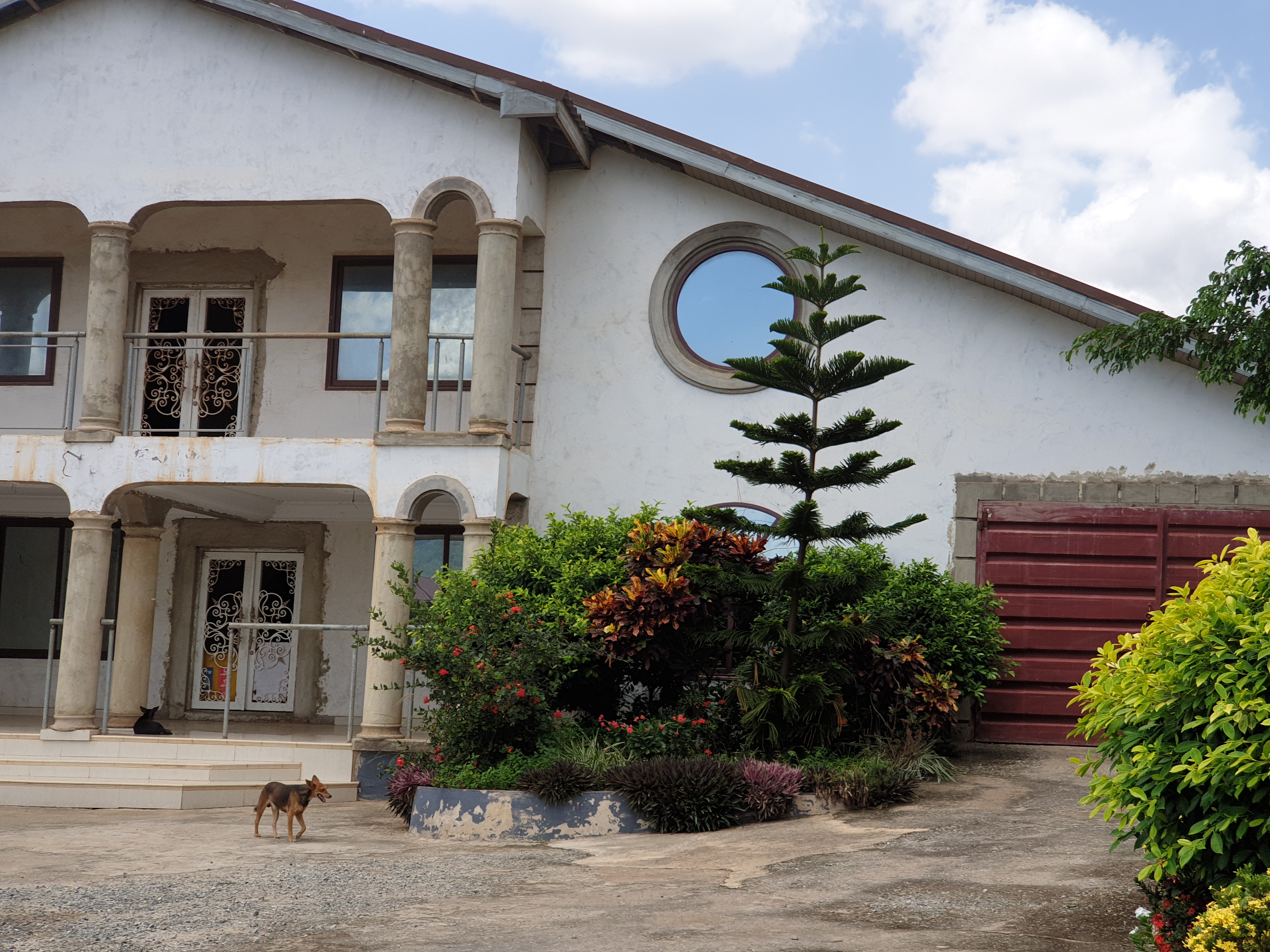 Uncompleted  4-bedroom Mansion